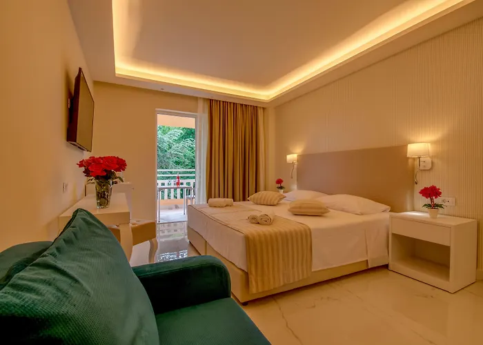 Ξενοδοχείο Ibiscus Corfu 5*